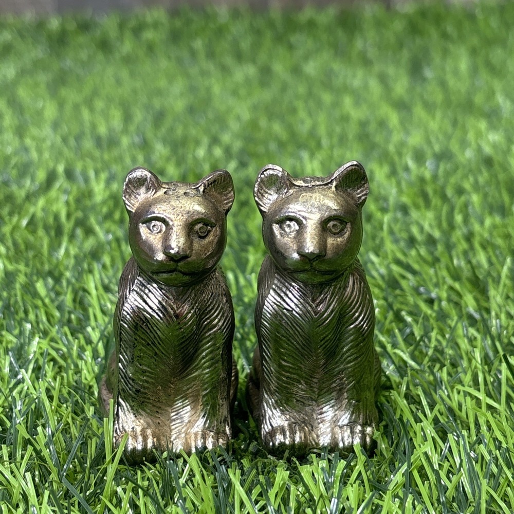 Vintage MCM Brass Cat Salt & Pepper Shakers Heavy Mid Century Modern Kitty Set